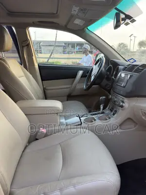 Toyota Highlander SE 2012 Gray