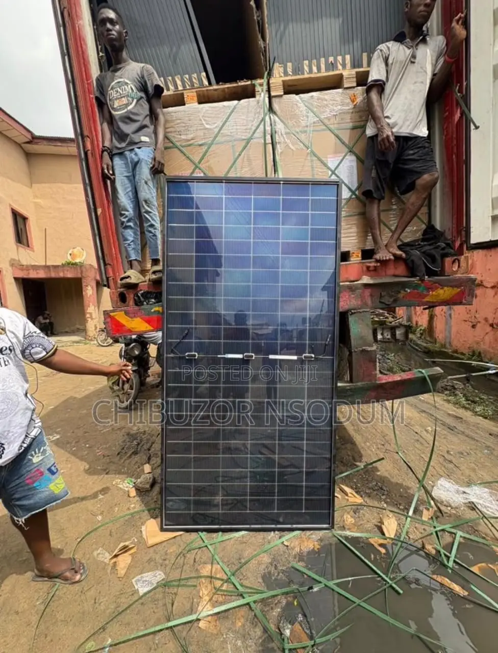Jinko Solar Panels Baificial 650w
