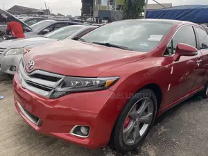 Toyota Venza Limited 2012 Red