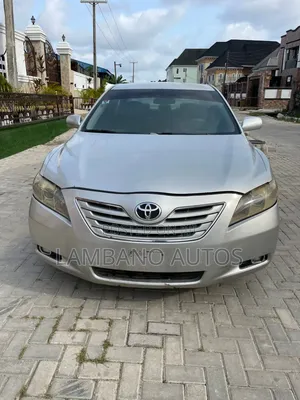 Toyota Camry 2009 Silver