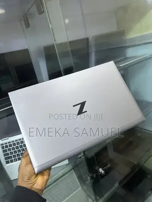 Laptop HP ZBook Firefly 15 G7 16GB Intel Core i7 SSD 256GB