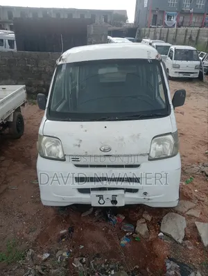 Daihatsu Hijet 2010 White