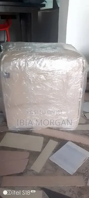 Ètó 15x15 Inches Ottoman