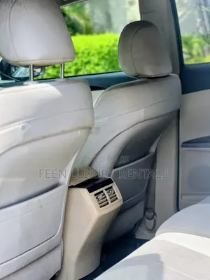 Venza Available for Rent