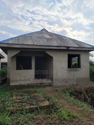 3bdrm Bungalow in Gberigbe for sale