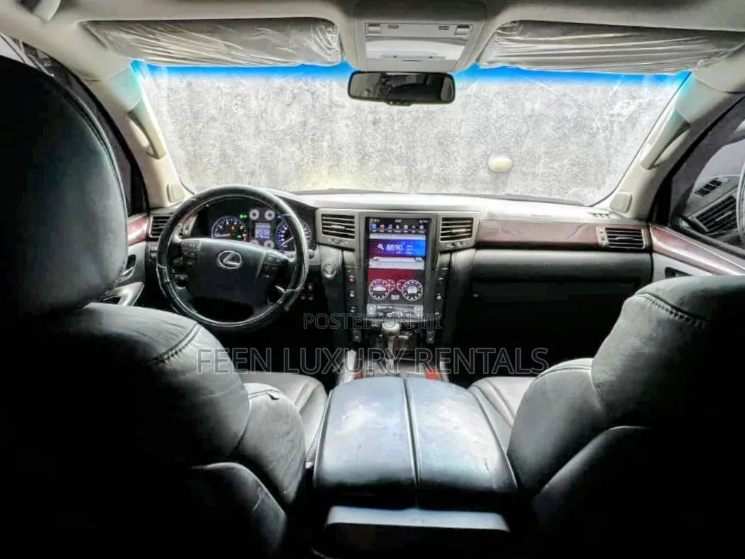 LX570 Available for Rent