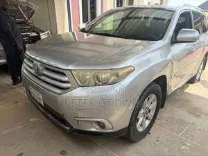 Toyota Highlander 2014 Silver