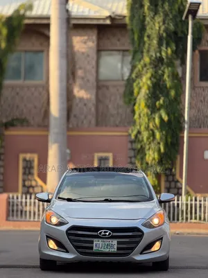Hyundai Elantra 2015 Silver
