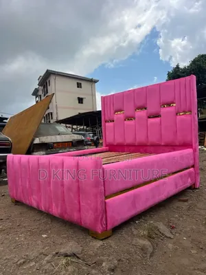 Full Padded 6BY6 Bedframe as You See
