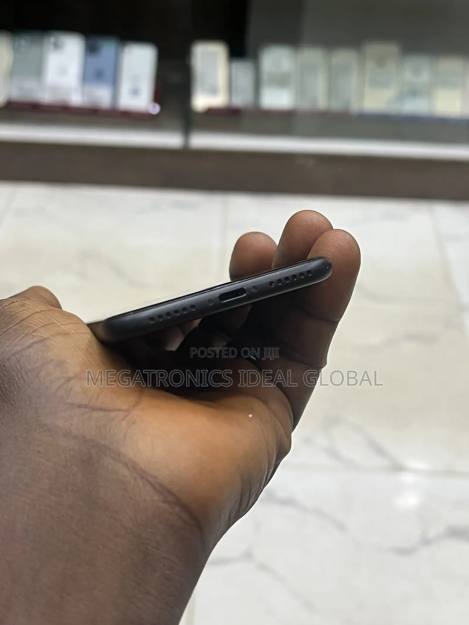Apple iPhone 7 32 GB Black