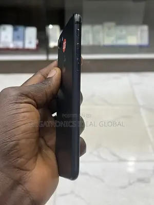 Apple iPhone 7 32 GB Black