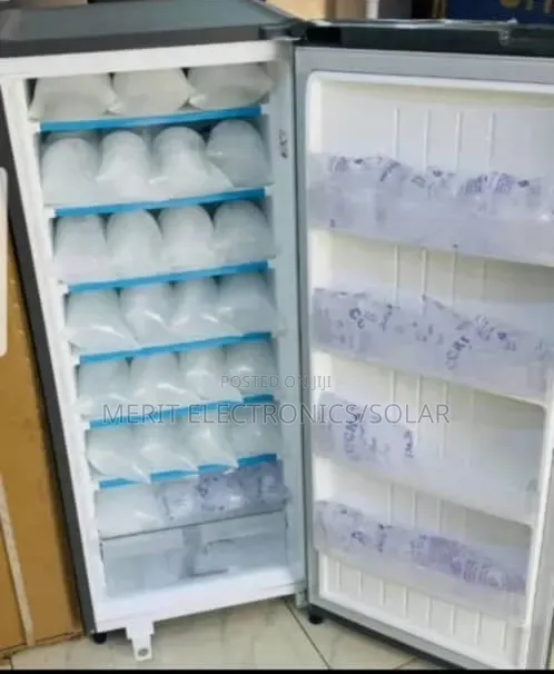 7 Steps Upright Freezer Hisense 200L
