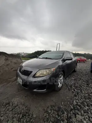 Toyota Corolla 2009 Gray