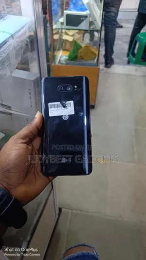 LG V30 64 GB Blue