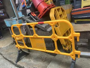 Foldable Plastic Barricade