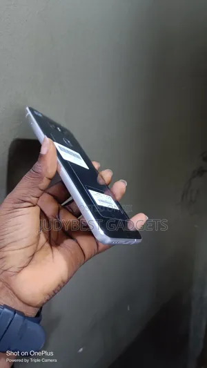 LG G6 64 GB Gray