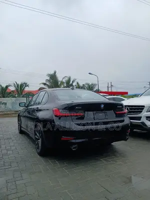BMW 330i 2020 Black