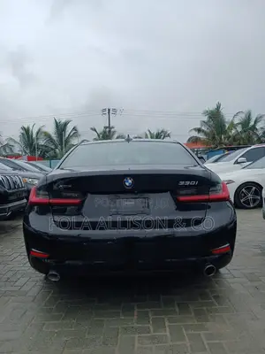 BMW 330i 2020 Black