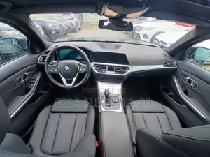 BMW 330i 2020 Black