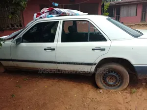 Mercedes-Benz 190E 1998 White