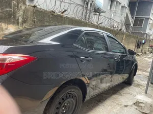Toyota Corolla 2018 Black