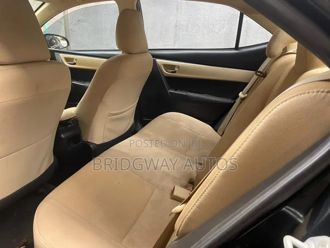 Toyota Corolla 2018 Black