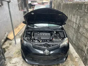 Toyota Corolla 2018 Black