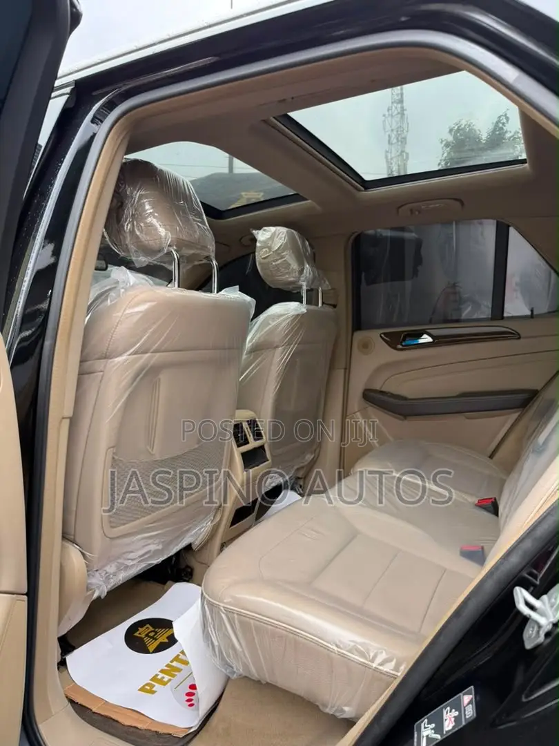 Mercedes-Benz M Class 2012 Black