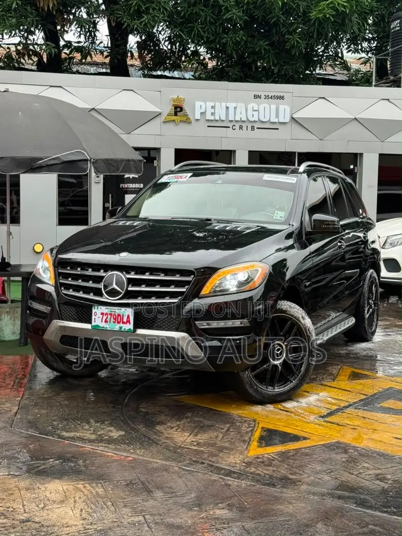 Mercedes-Benz M Class 2012 Black