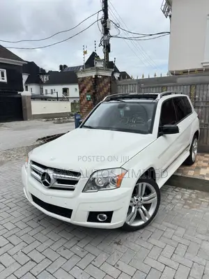 Mercedes-Benz GLK-Class 350 4MATIC 2011 White