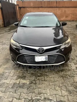 Toyota Avalon XLE FWDSedan (3.6L 6cyl 6A) 2016 Black