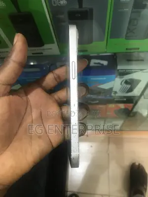 Apple iPhone 13 128 GB White