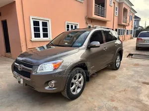 Toyota RAV4 2011 Brown