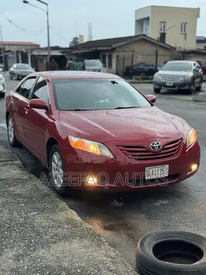 Toyota Camry XLE 4dr Sedan (2.4L 4cyl 5A) 2009 Red
