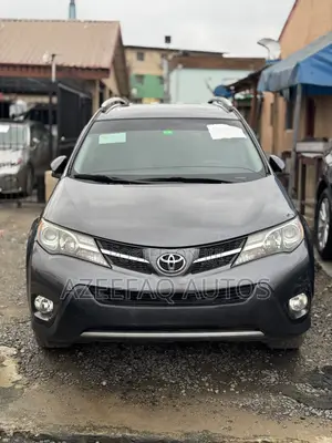 Toyota RAV4 Limited 4dr SUV AWD (2.5L 4cyl 6A) 2014 Gray