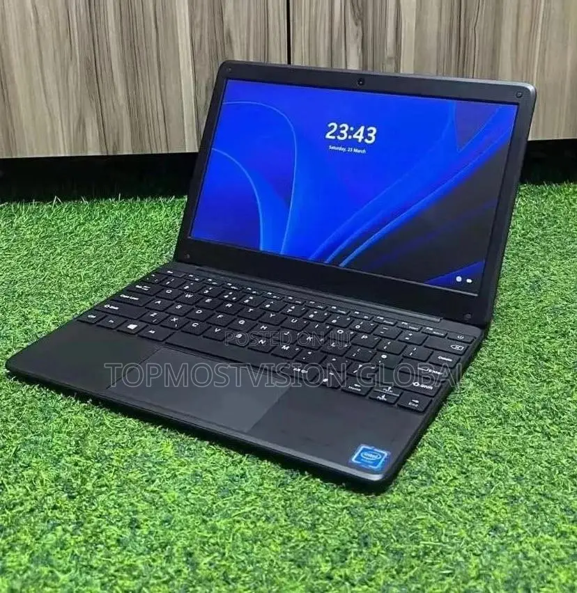 Laptop Geo Geobook 1E 4GB Intel Celeron SSD 128GB