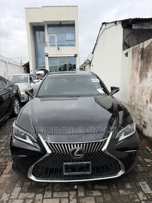 Lexus ES 250 Luxury 2021 Black