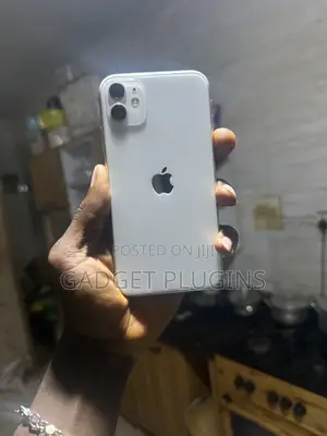 Apple iPhone 11 128 GB White