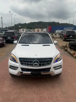 Mercedes-Benz M Class ML350 4MATIC 4dr SUV AWD (3.5L 6cyl 7A) 2014