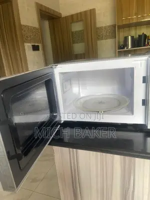 Microwave in Good Condition for Sale