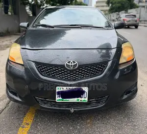 Toyota Yaris 2008 Black