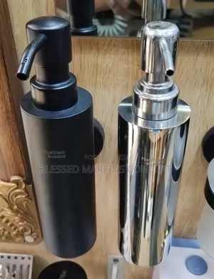 500ml Black Silver Color Manual Soap/Sanitizer Dispenser