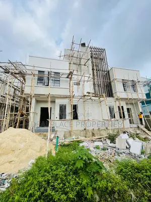 4bdrm Duplex in New Garage / Gbagada for sale