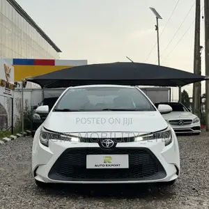 Toyota Corolla LE 2022 White