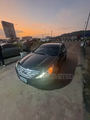 Hyundai Sonata Limited Sedan FWD (2.4L 4cyl 6A) 2013 Black