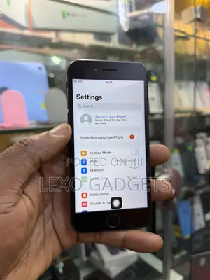 Apple iPhone 8 64 GB Black