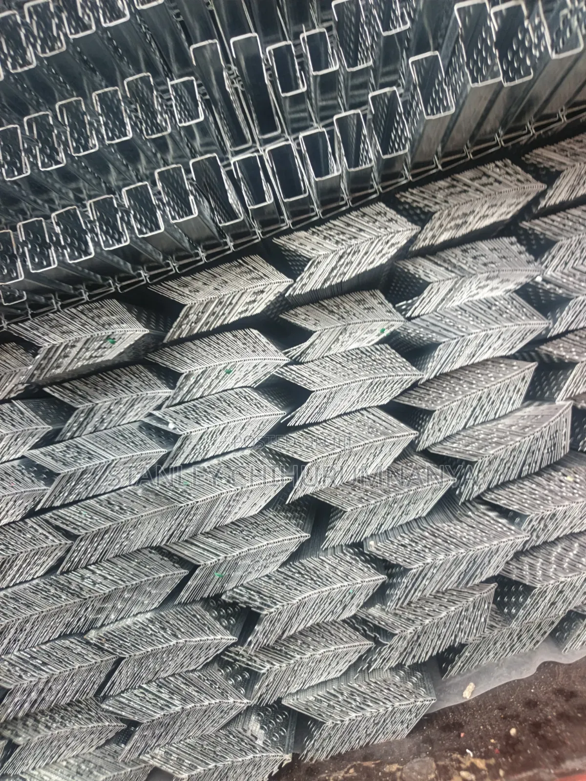 G-Trim or Capbead Profile