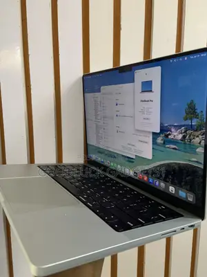 Laptop Apple MacBook Pro 2021 M1 32GB Apple M1 Pro SSD 1T