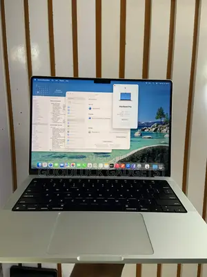 Laptop Apple MacBook Pro 2021 M1 32GB Apple M1 Pro SSD 1T