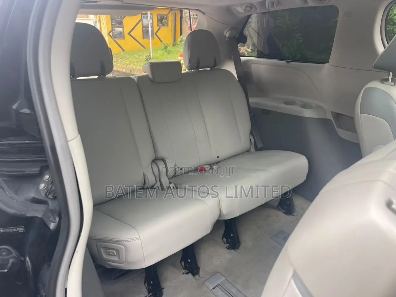 Toyota Sienna Limited 7 Passenger 2011 Black